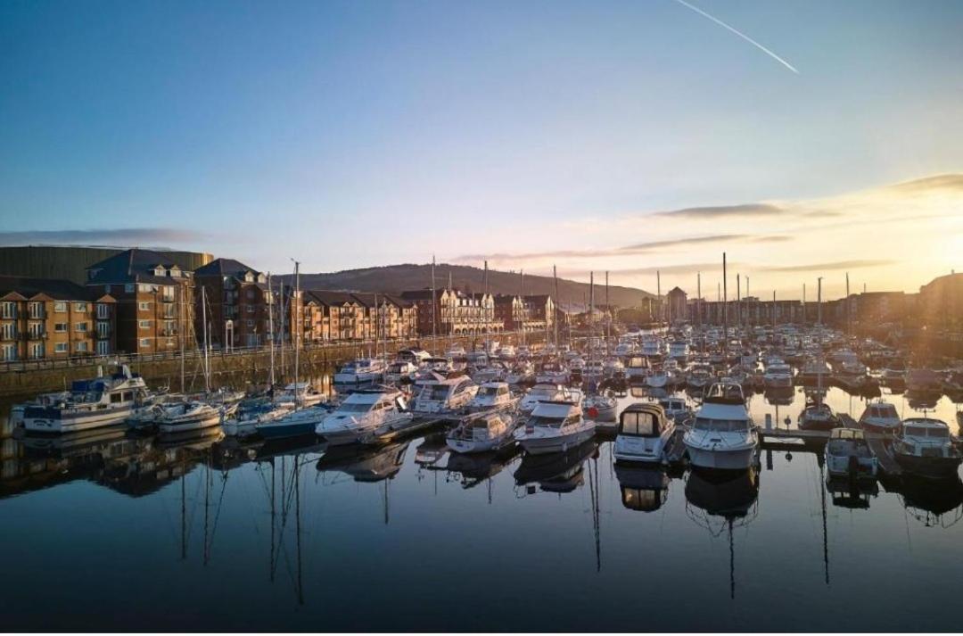 Swansea Marina Apartment Luaran gambar